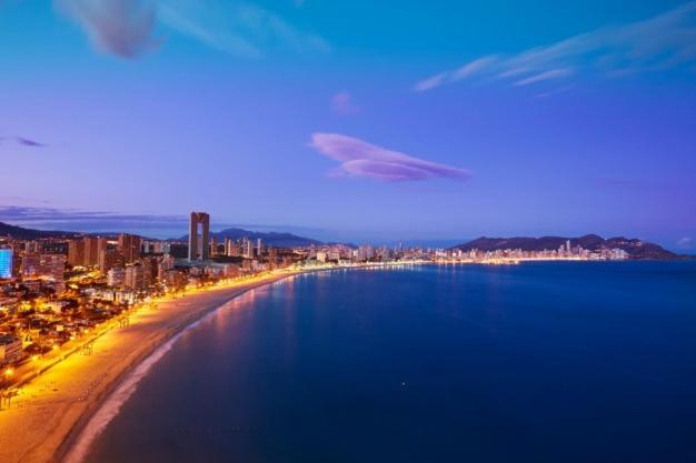 Sunset Waves Benidorm By Mar Holidays Dış mekan fotoğraf